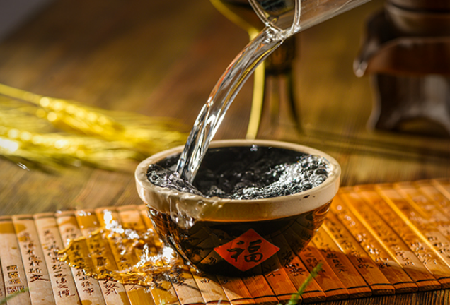 抖音小店賣露酒需要提供什么資質？露酒類目報白資質要求