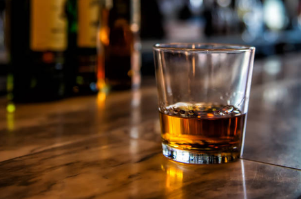抖音小店進口酒需要多少保證金？進口酒報白需要多少費用？