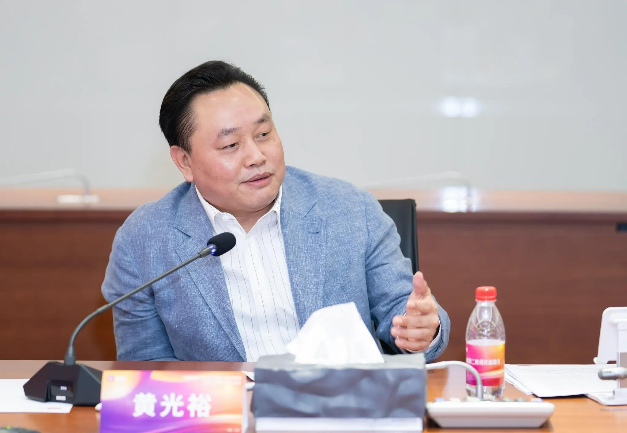 蘇寧易購和京東買電器哪個好一些？兩者有啥區別？