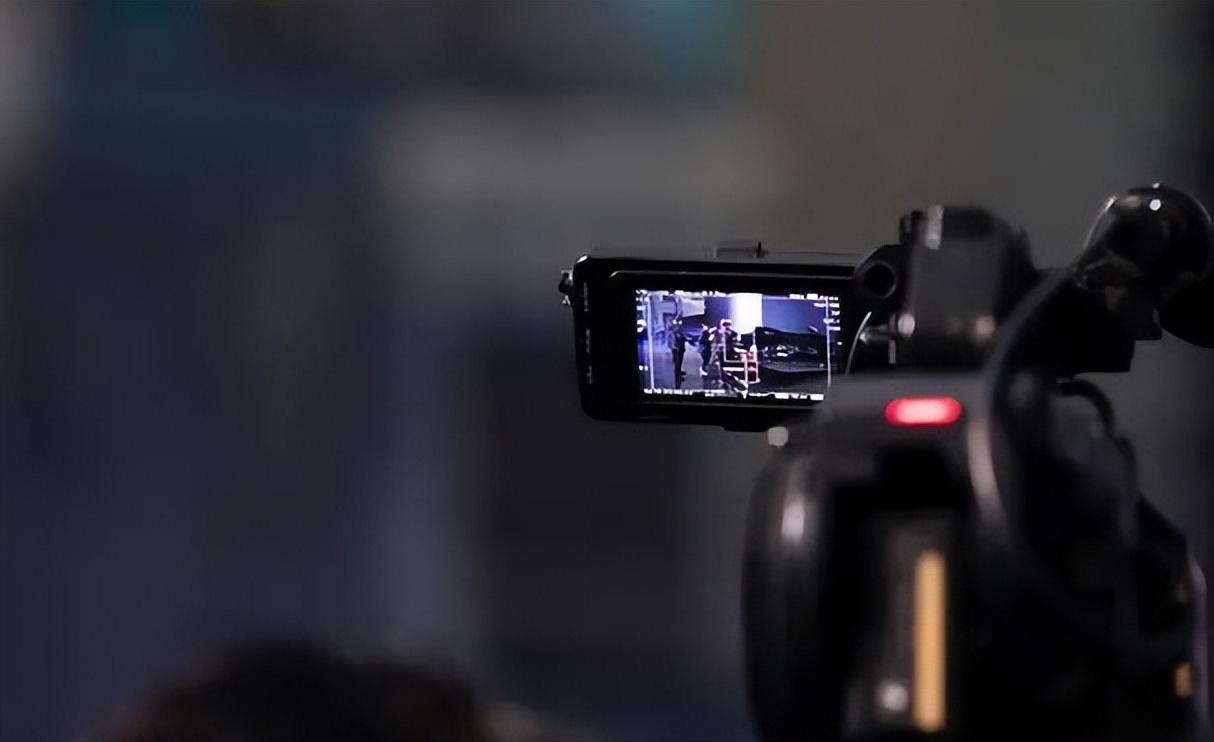 新手如何從0開始做直播賣貨？這三步技巧教你成功起步