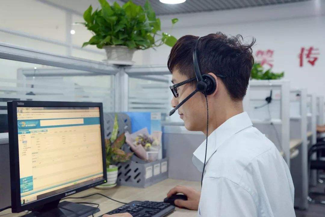 京麥工作臺(tái)介紹（電商企業(yè)如何統(tǒng)一管理千牛、京麥等客服賬號(hào)？）