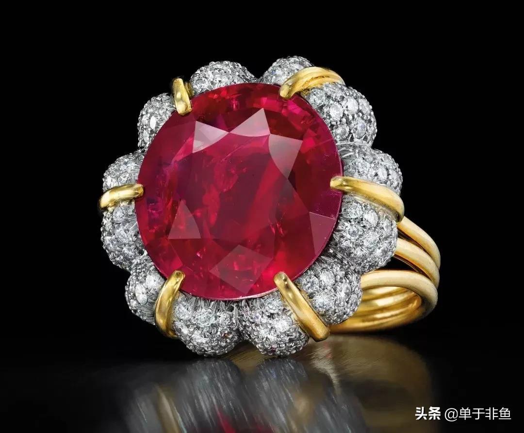 黃鉆石和鉆石哪個(gè)貴？2022換鉆石價(jià)格表明細(xì)一覽