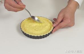 草莓派的做法大全（教你簡單易學(xué)不用蛋撻皮的草莓派新做法）