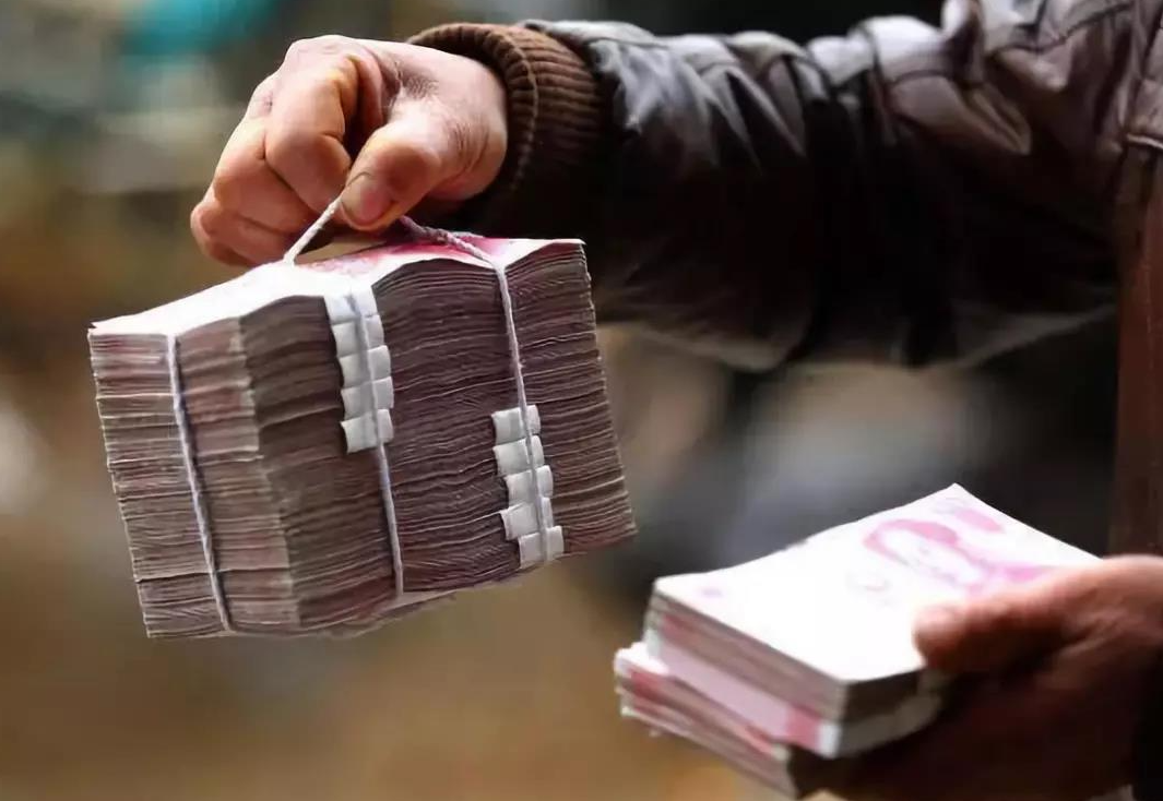 淘寶和天貓的區(qū)別是什么？?jī)蓚€(gè)電商平臺(tái)的優(yōu)勢(shì)對(duì)比及本質(zhì)區(qū)別