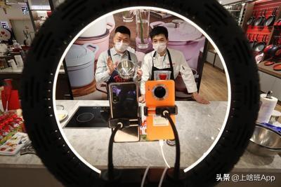 直播可以賺錢嗎？2023年新人做直播的賺錢的渠道及方法介紹