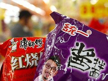康師傅和統一的區別是什么？從包裝，料包，到面餅，全面對比兩者