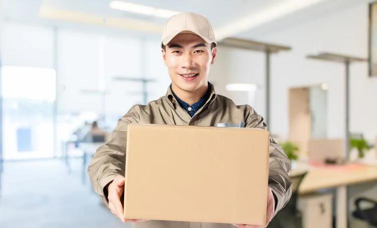 物流上門取件怎么收費？寄大件用物流便宜還是快遞便宜？