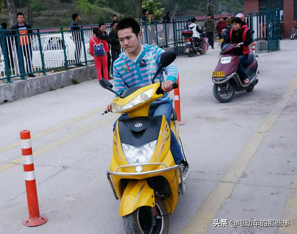 快遞三輪車需要駕駛證嗎？2022年三輪車駕照上牌及流程介紹
