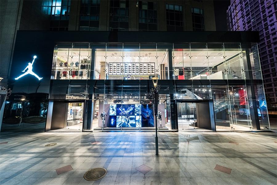 jordan官網(wǎng)旗艦店（每個(gè)球鞋玩家都值得去的亞洲最大的jorand店介紹）