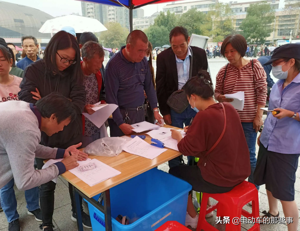 快遞三輪車需要駕駛證嗎？2022年三輪車駕照上牌及流程介紹