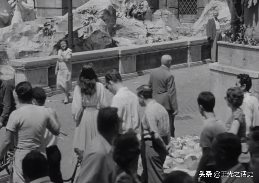 昨日再現是羅馬假日里的歌嗎？羅馬假日主題曲原唱是誰？
