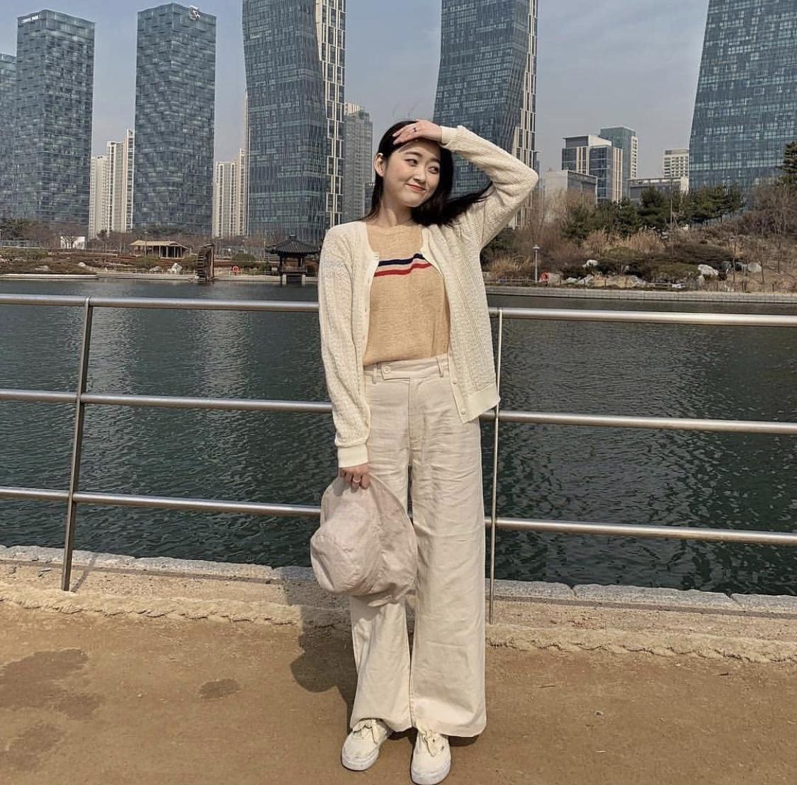 優衣庫網上購物app怎么樣？分享優衣庫女裝衣服最時尚的搭配攻略
