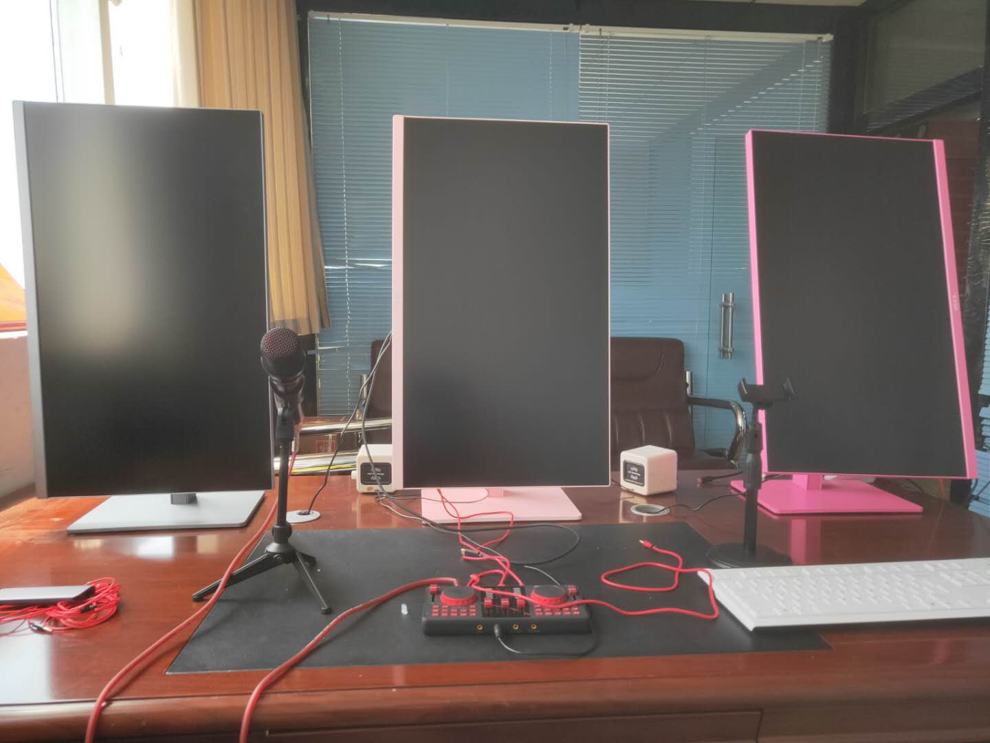 快手投屏電視怎么全屏顯示？平板上快手怎么設(shè)置橫屏滿屏？