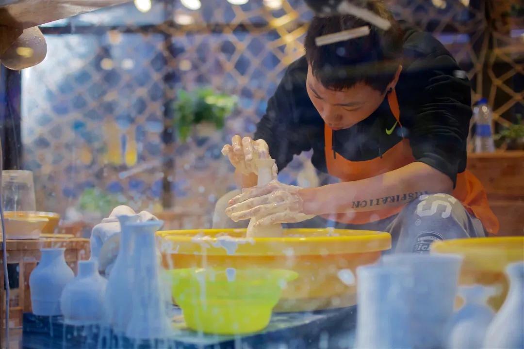 開(kāi)陶瓷店的利潤(rùn)怎樣呀?解析開(kāi)陶瓷店必備流程及條件