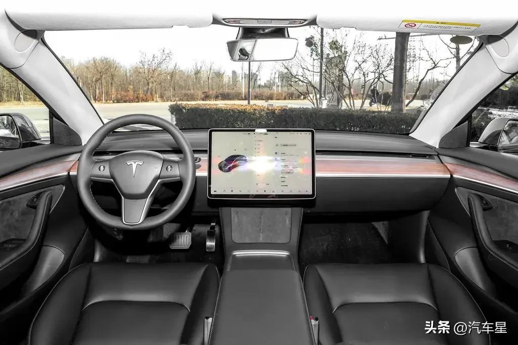 特斯拉Model3值得入手嗎？特斯拉購買價格及日常保養維護費用