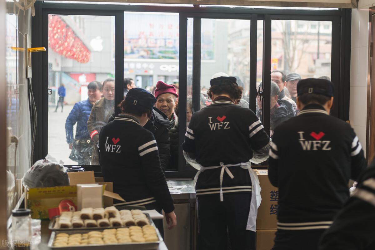 餐飲行業(yè)發(fā)展趨勢（2023餐飲行業(yè)市場數(shù)據(jù)分析報告一覽）