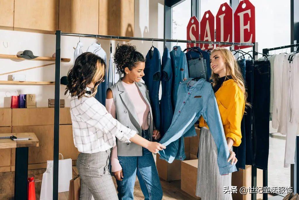 服裝店如何提升業績？女裝銷售話術100據模板大全