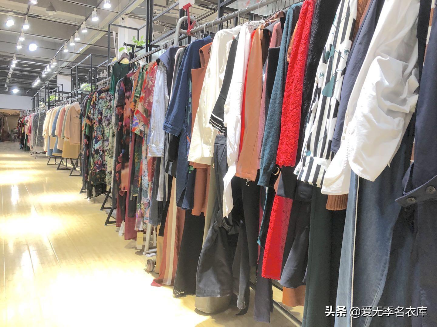 服裝進(jìn)貨渠道怎么找？新手做服裝拿貨渠道推薦
