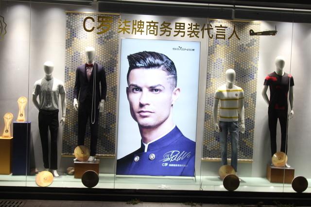 國(guó)產(chǎn)服裝品牌排名（中國(guó)男裝十大品牌排行榜）