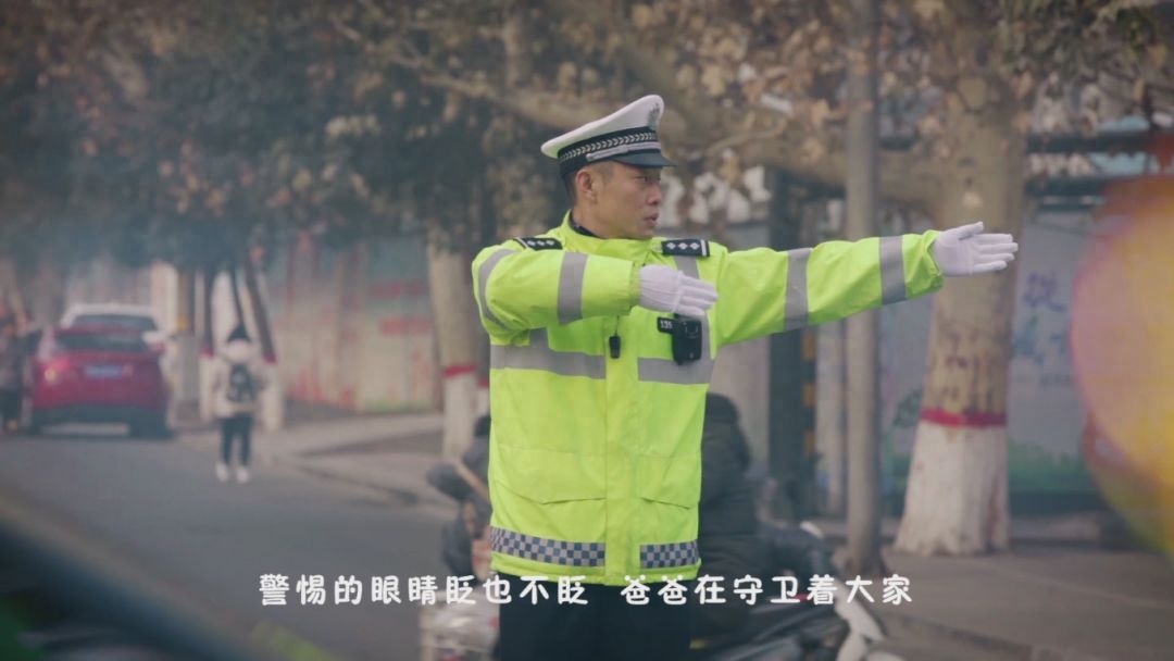 爸爸的雪花原唱是誰？創作背景是什么？